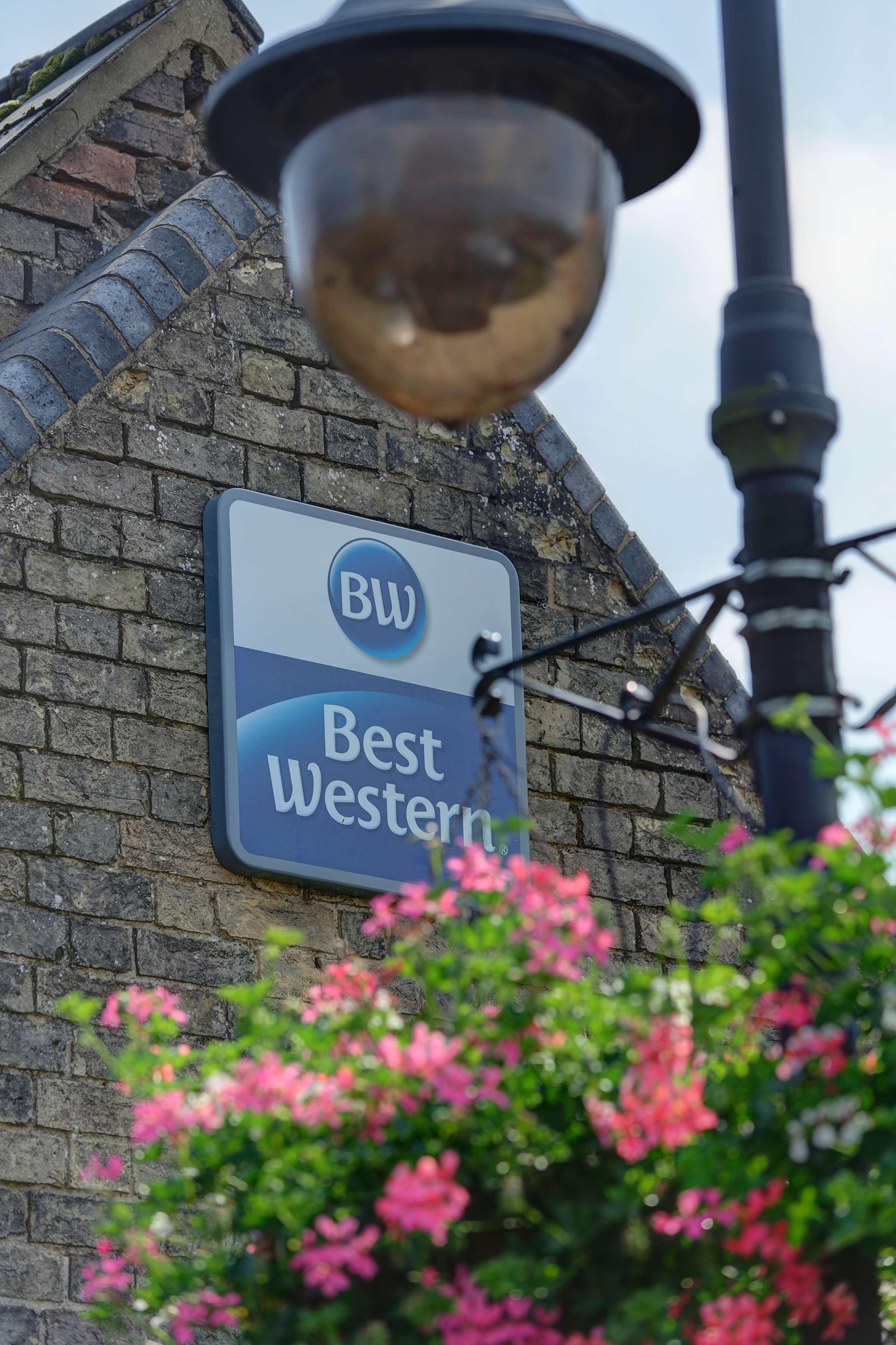 Best Western Heath Court Hotel Newmarket  Εξωτερικό φωτογραφία